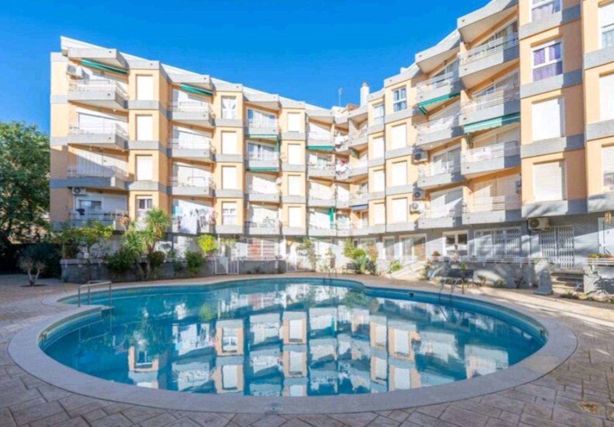 דירות Apartamento Lauren סאלו מראה חיצוני תמונה